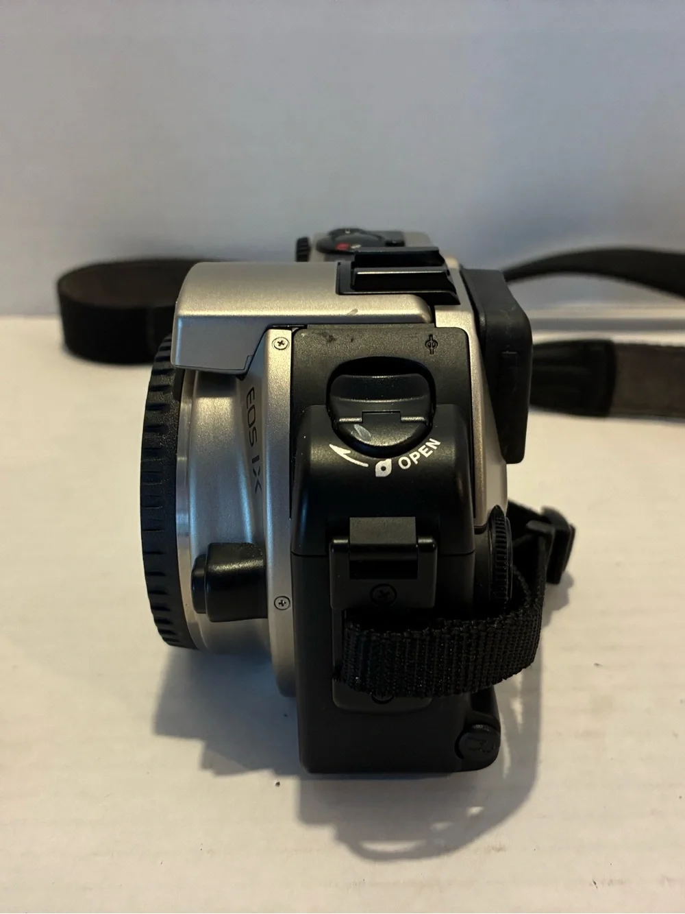 Canon EOS IX E AF 35mm SLR Film Camera Body and flash.